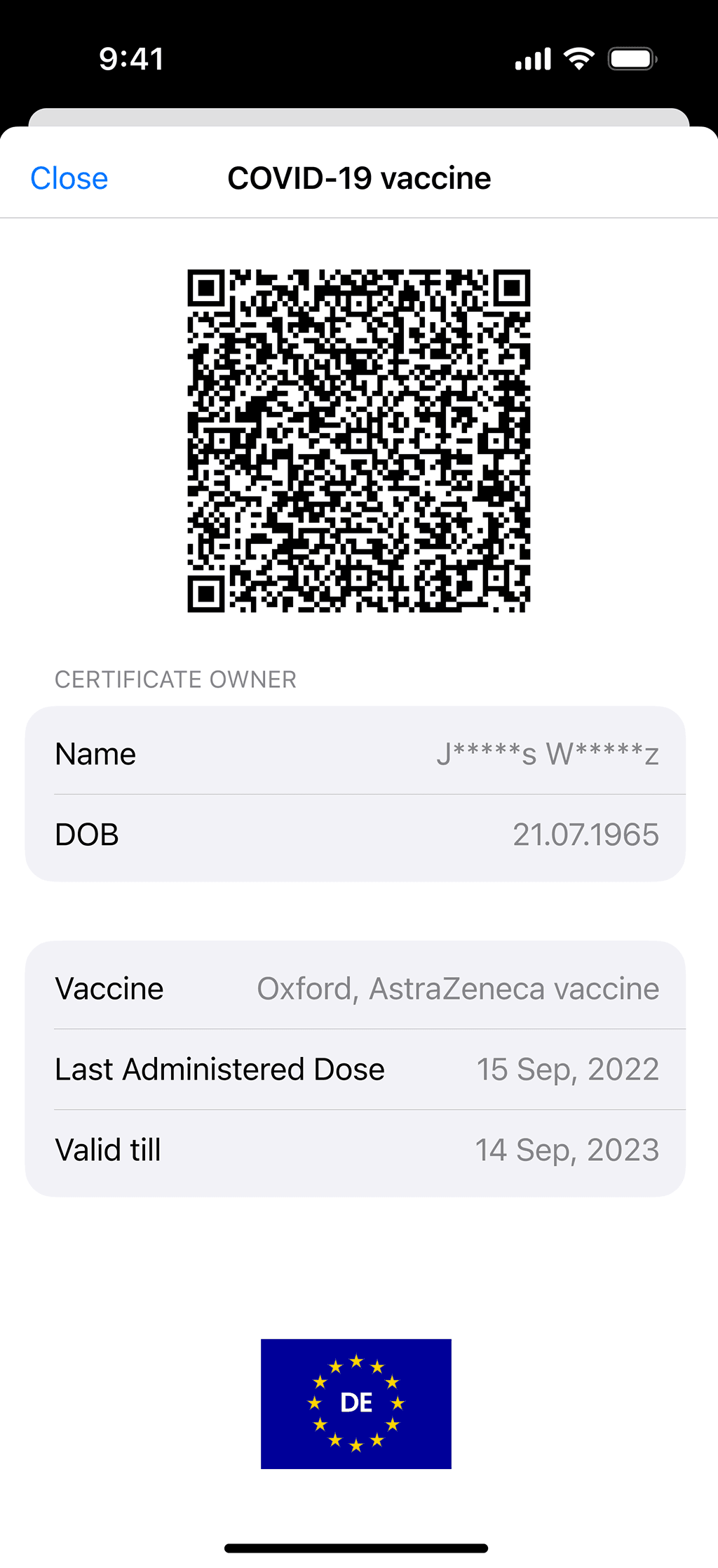 Сертификат о вакцинации с QR-кодом и данными владельца